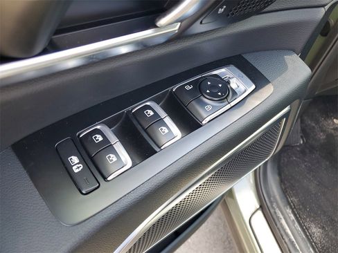 Used 2024 Kia Telluride SX Prestige X-Line image 9