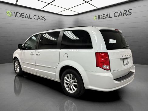 Used 2015 Dodge Grand Caravan SXT FWD image 3
