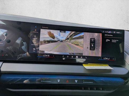 Used 2026 BMW X3 xDrive30 w/ Premium Package image 14