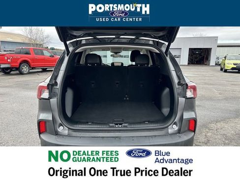 Used 2022 Ford Escape SEL w/ Technology Package image 17