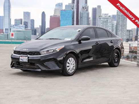 Used 2024 Kia Forte LX FWD image 1