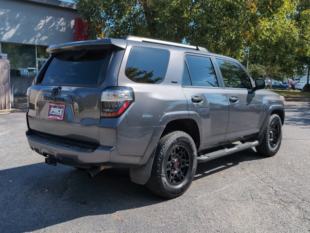 Used 2020 Toyota 4Runner SR5 Premium w/ Moonroof Package RWD image 5