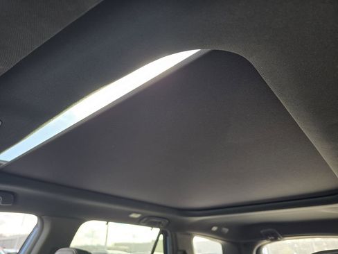 Used 2024 Honda Pilot TrailSport image 23