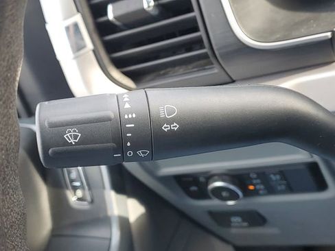 Used 2023 Ford F150 XLT w/ XTR Package image 17