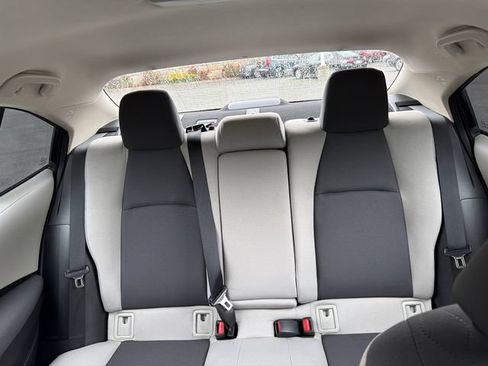 Used 2025 Toyota Corolla LE FWD image 34