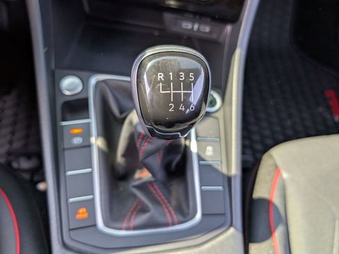 Used 2024 Volkswagen Jetta GLI 40th Anniversary Edition FWD image 11