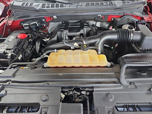 Used 2016 Ford F150 XLT w/ Equipment Group 302A Luxury AWD/4WD image 34