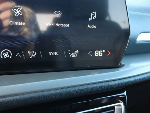 New 2026 Chevrolet Traverse LT w/ Driver Confidence Package image 12