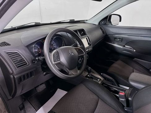 Used 2018 Mitsubishi Outlander Sport ES image 10