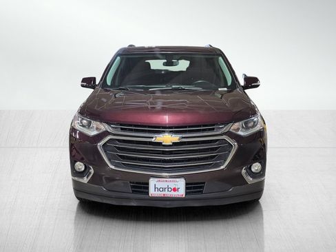 Used 2018 Chevrolet Traverse LT FWD image 2