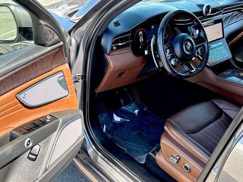 Used 2023 Maserati Grecale GT image 19