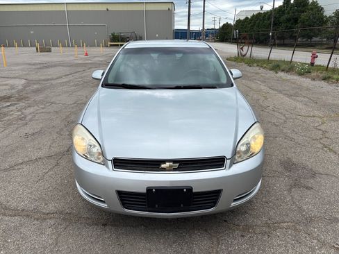 Used 2010 Chevrolet Impala LS FWD image 8