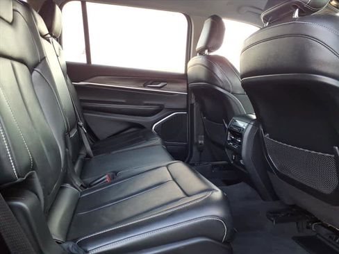 Used 2021 Jeep Grand Cherokee L Limited image 13