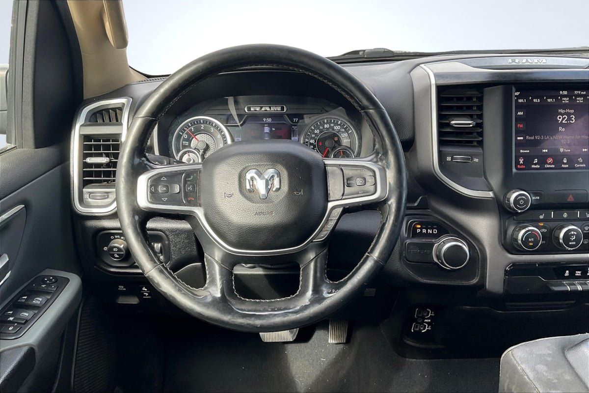 Used 2019 RAM 1500 Big Horn RWD image 5