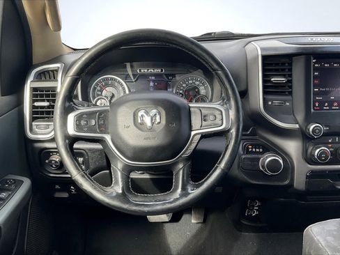 Used 2019 RAM 1500 Big Horn image 5