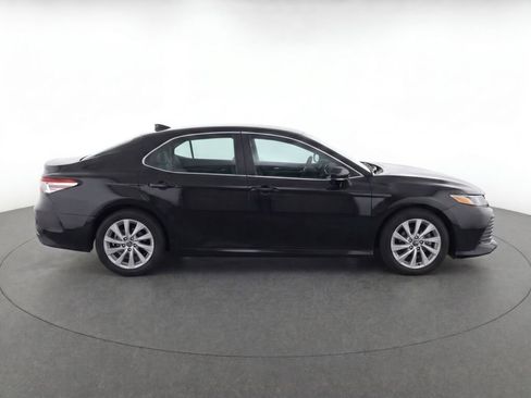 Used 2023 Toyota Camry LE AWD/4WD image 8