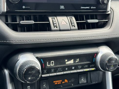 Certified 2022 Toyota RAV4 XLE Premium AWD/4WD image 27
