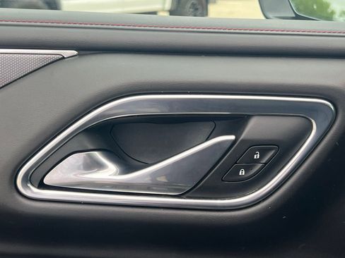 Used 2021 Chevrolet Suburban RST w/ Luxury Package image 28