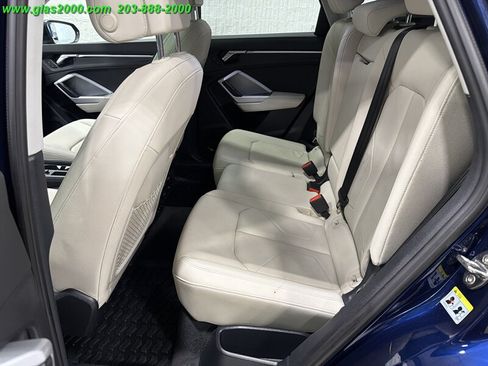 Used 2022 Audi Q3 2.0T Premium AWD/4WD image 9