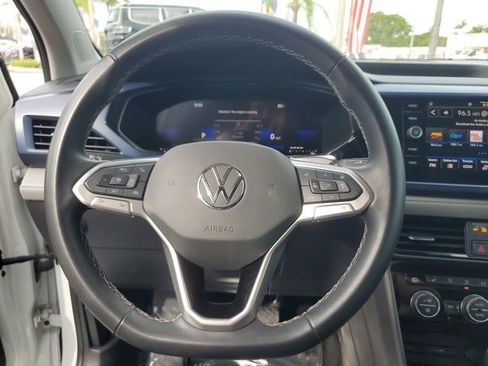 Used 2024 Volkswagen Taos SE FWD image 28