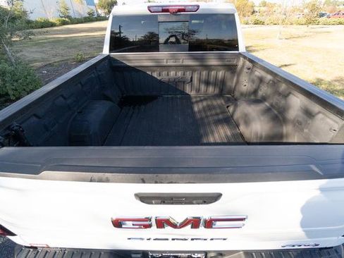 Used 2024 GMC Sierra 1500 AT4 w/ Technology Package image 38