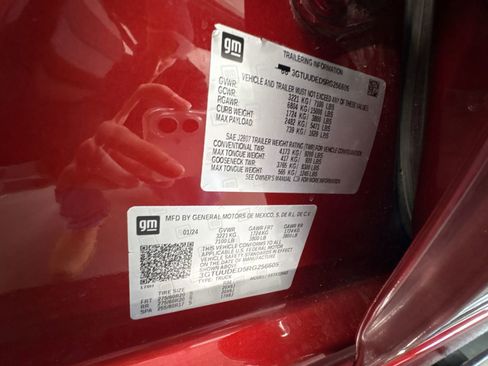 Used 2024 GMC Sierra 1500 SLT w/ SLT Premium Plus Package image 35