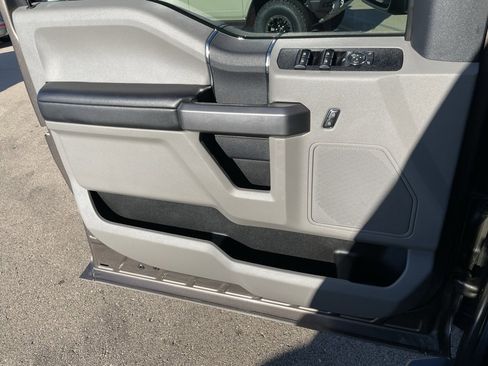 Used 2022 Ford F350 XLT w/ FX4 Off-Road Package image 52