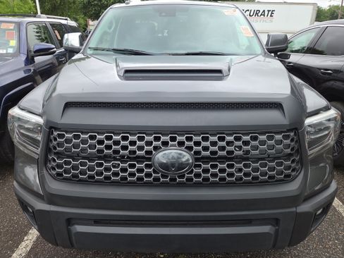 Used 2018 Toyota Tundra SR5 w/ TRD Sport Package AWD/4WD image 8