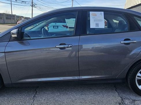 Used 2013 Ford Focus SE image 4