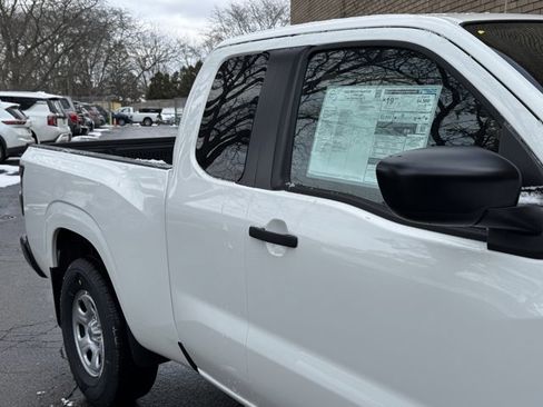 New 2026 Nissan Frontier S image 4