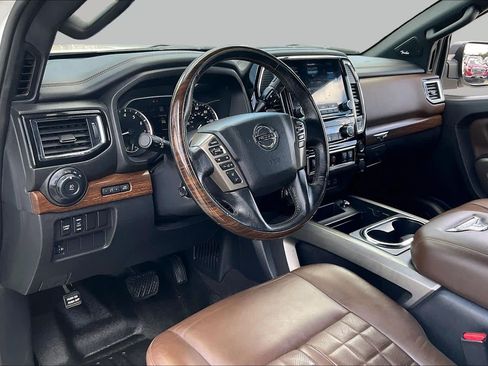 Used 2021 Nissan Titan Platinum Reserve w/ Off Road Protection Package AWD/4WD image 17