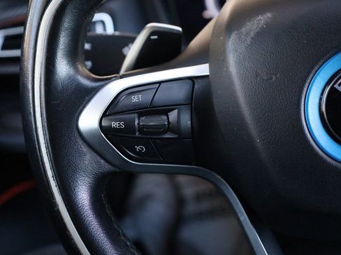 Used 2017 BMW i8 image 29