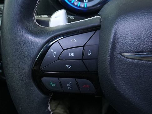 Used 2016 Chrysler 300 S image 35