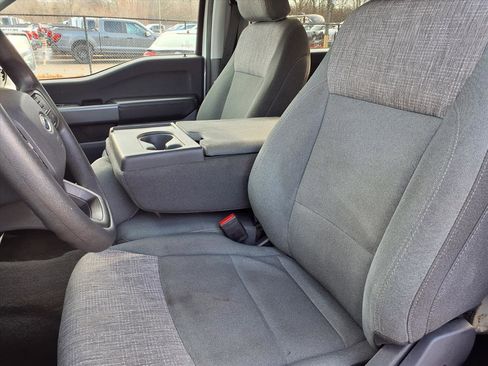 Used 2023 Ford F150 XLT image 3