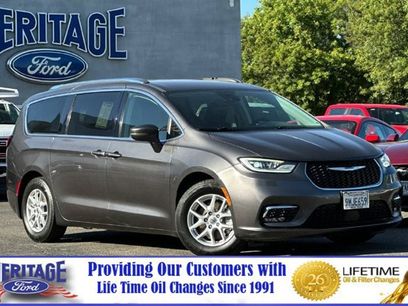 Used 2021 Chrysler Pacifica Touring-L