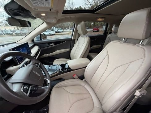 Certified 2022 Lincoln Nautilus Reserve image 13