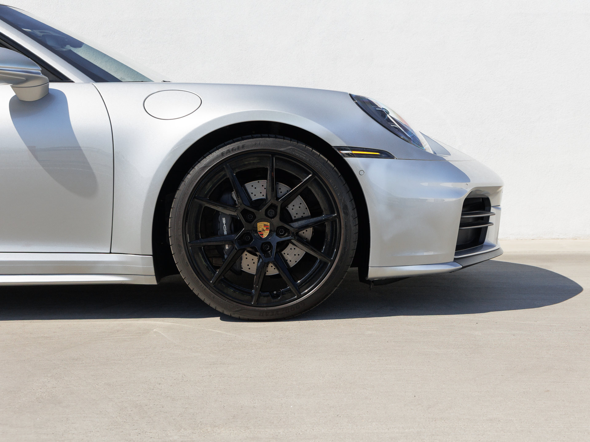 Certified 2025 Porsche 911 Carrera RWD image 11