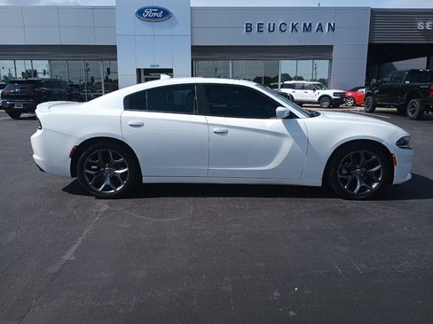 Used 2015 Dodge Charger SXT w/ Plus Group RWD image 9