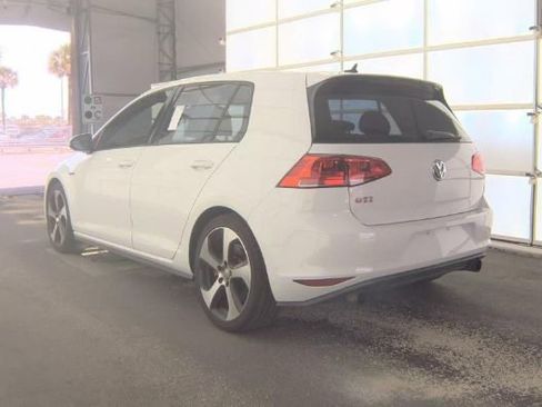 Used 2016 Volkswagen GTI SE w/ Lighting Package (SEL) FWD image 4