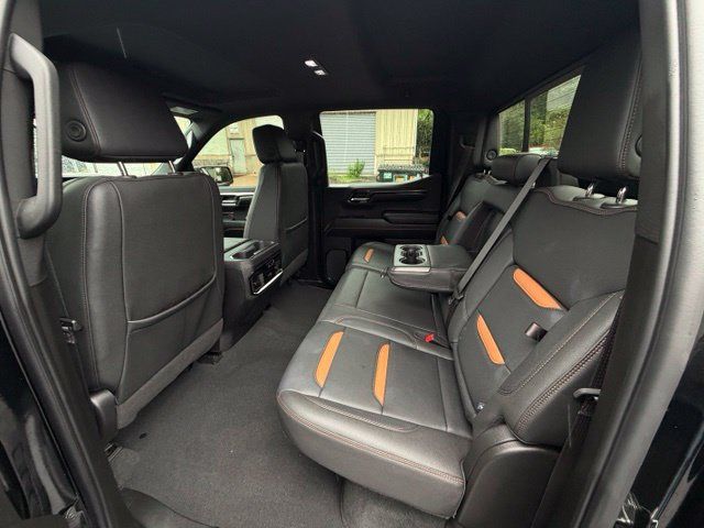 Used 2024 GMC Sierra 1500 AT4 w/ Technology Package AWD/4WD image 15
