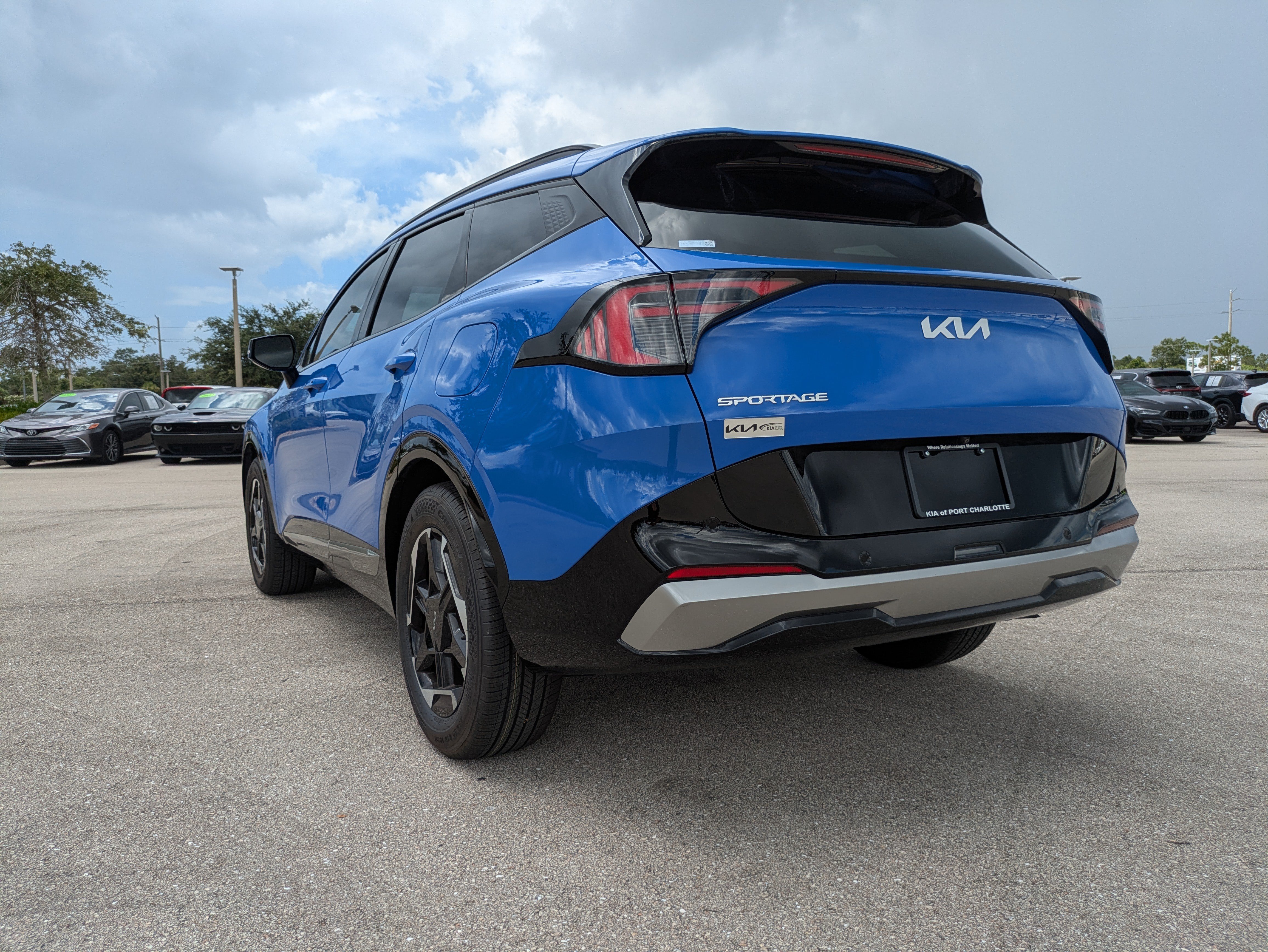 New 2026 Kia Sportage SX FWD image 6