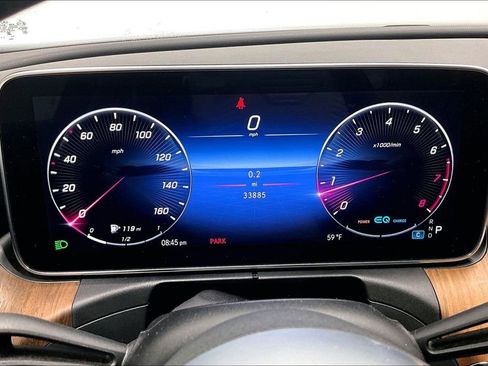 Used 2022 Mercedes-Benz C 300 Sedan image 21