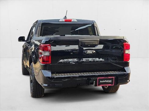New 2025 Ford Maverick Lobo image 8