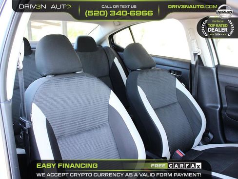 Used 2021 Nissan Versa SV image 16