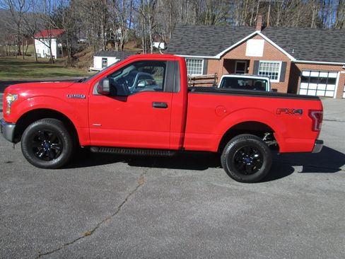 Used 2015 Ford F150 XL w/ Equipment Group 101A Mid image 4