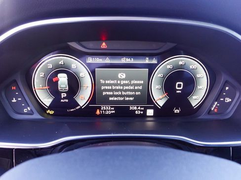 Used 2025 Audi Q3 2.0T Premium Plus w/ Premium Plus Package image 16