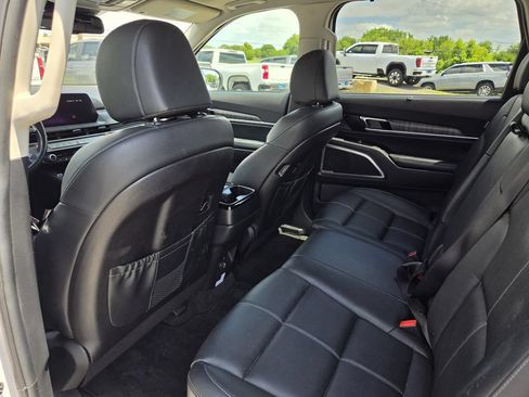 Used 2025 Kia Telluride EX FWD image 30