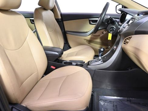 Used 2013 Hyundai Elantra Limited image 16