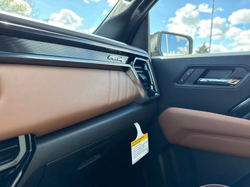 New 2026 GMC Canyon AT4 w/ Technology Plus Package AWD/4WD image 14