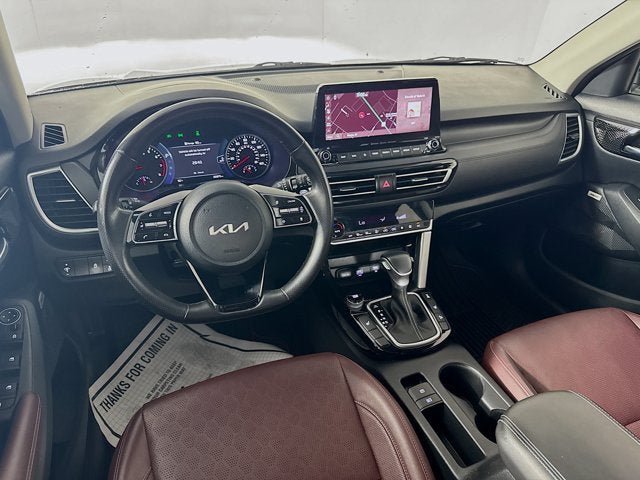 Certified 2023 Kia Seltos SX w/ SX Sunroof Package AWD/4WD image 23